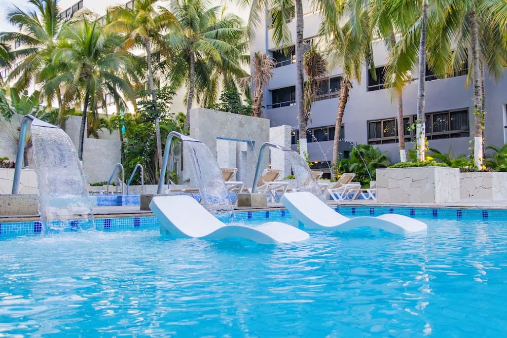 Hotel Oh! Cancun The Urban Oasis & Beach Club