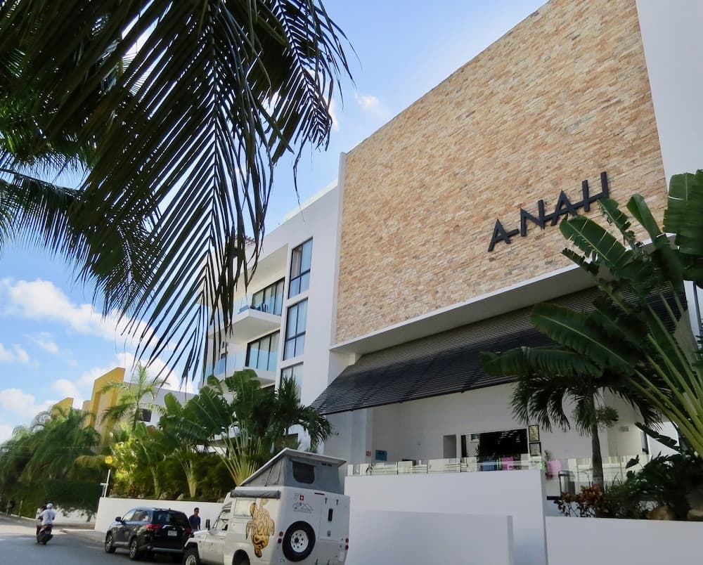 Hotel Anah Suites PH by Ocean Front
