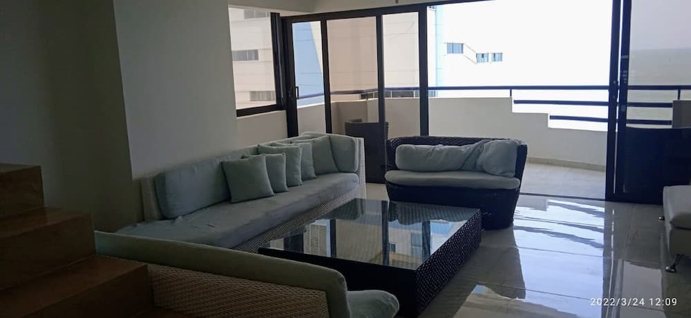 sobre el hotel 3MR8 Apartamento Duplex en Cartagena