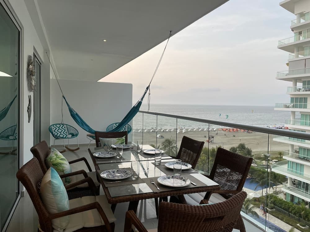 Hotel Epic Cartagena Luxury Beachfront Condos