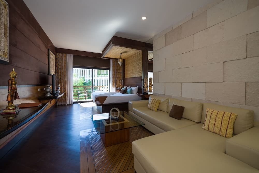 Hotel La Divina by Aldea Thai