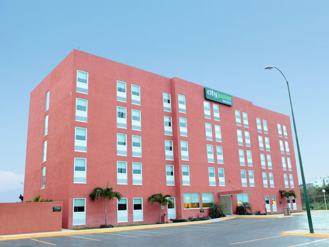 Hotel City Express Junior Cancún