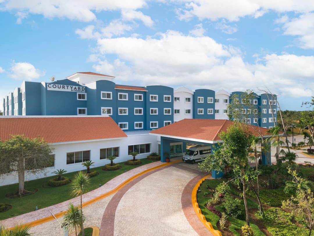 Hotel Courtyard By Marriott Cancun Airport