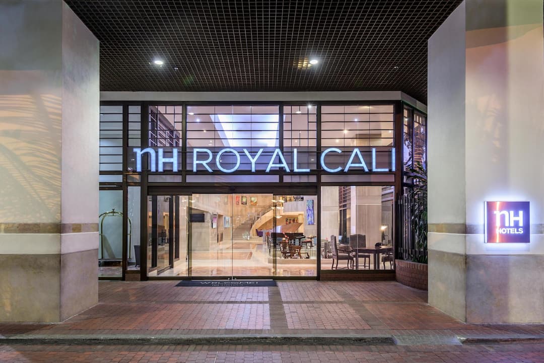 Hotel NH Royal Cali