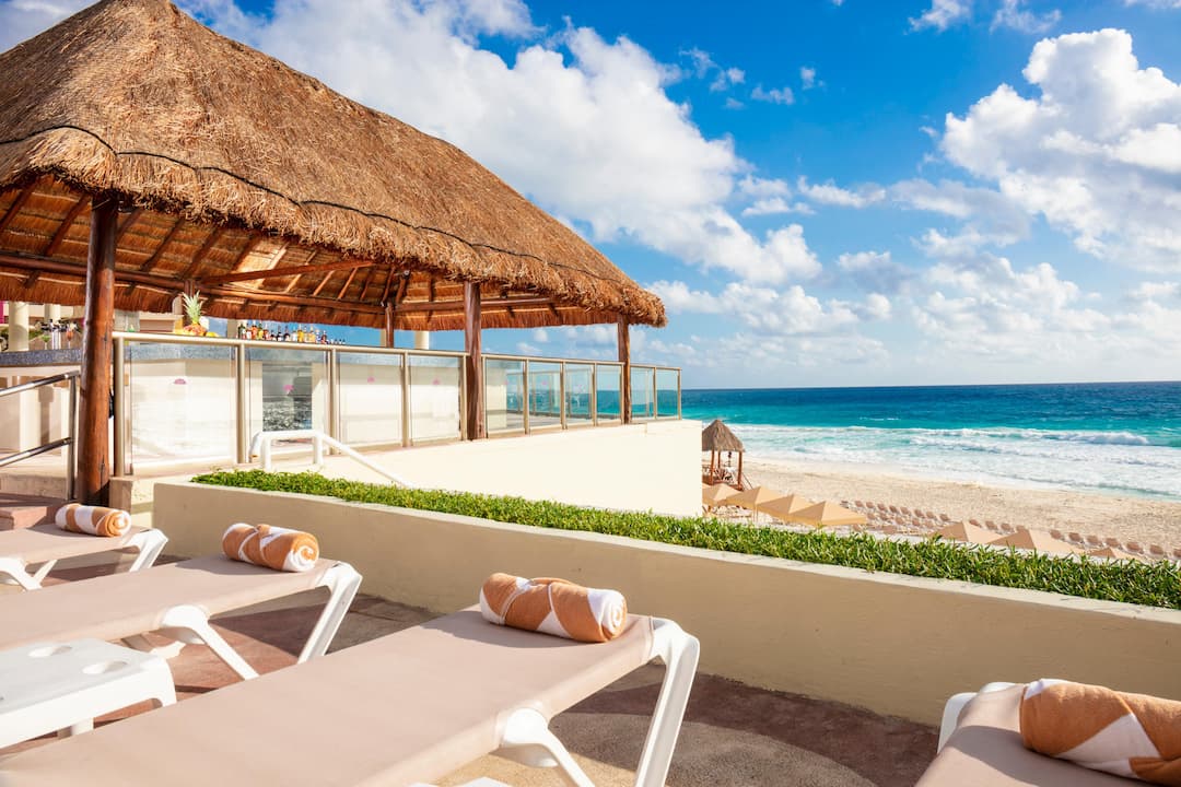 Hotel Crown Paradise Club Cancun All Inclusive