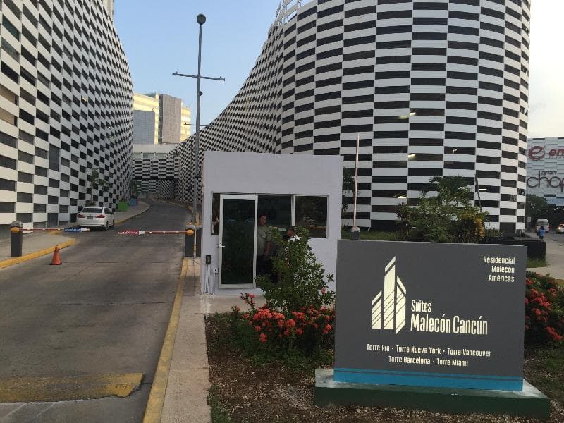 Hotel Suites Malecon Cancun